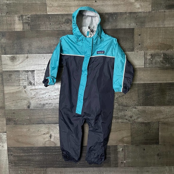 SOLD Patagonia Torrentshell Rain Suit 12-18 Months - Picture 2 of 4